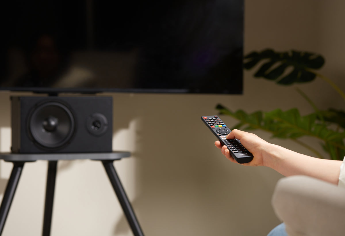 Emerald Universal Smart TV Remote All-in-One Remote Control for Most Major TV Brands, Compatible with Streaming Apps
